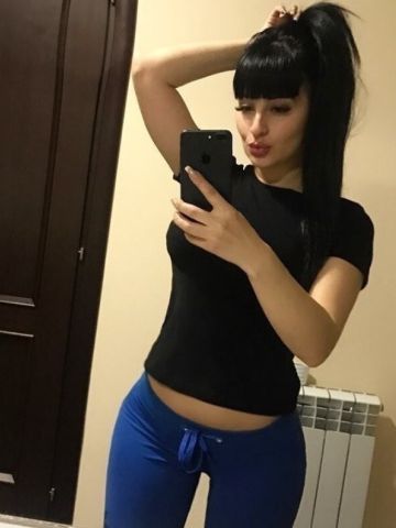 Проститутка Медея